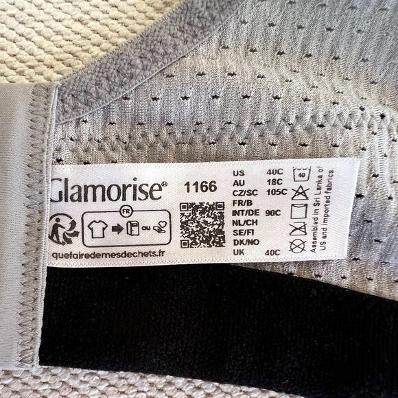 Glamorize Black and Gray Sports Bra size 40C Worn Once - Picture 3 of 5